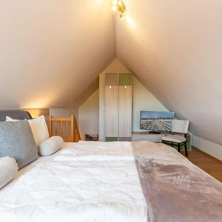 Haus Glückstal, Glückstal 5 *